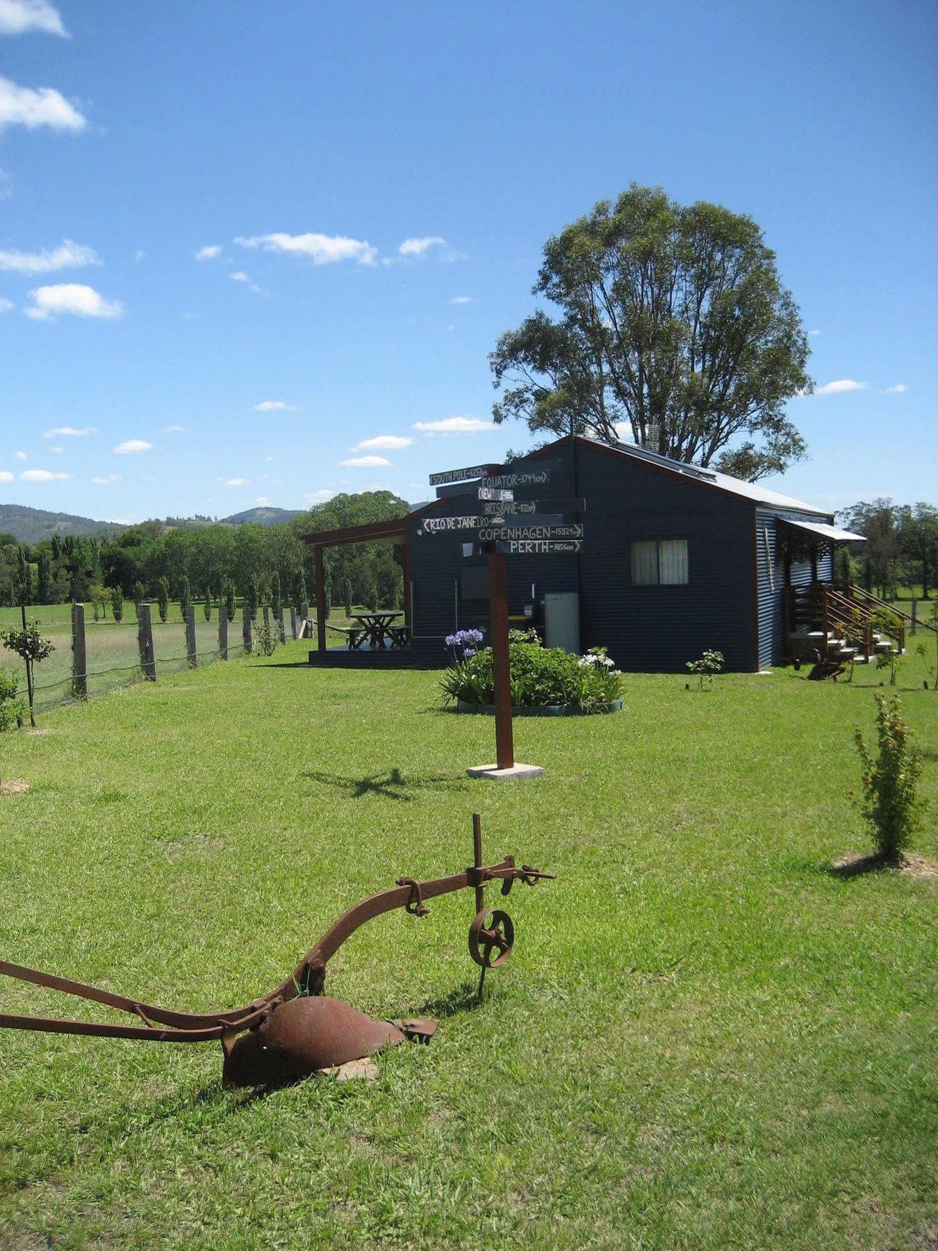 The Wattle Lodge Glendon Brook Exterior photo